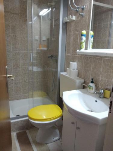 One-Bedroom Apartment with Terrace image 10