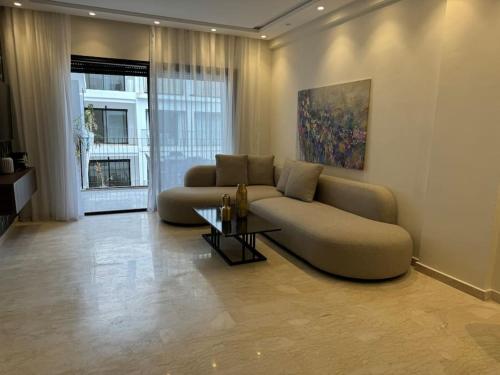 36 2 chambres luxueux corniche 5 min, Casablanca