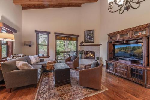 Luxury 3 BDR Northstar Condo