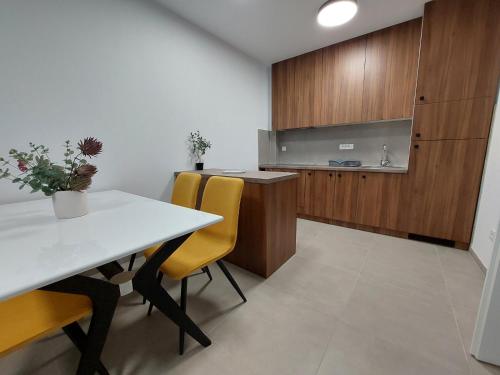 Blue Horizon Apartments in Sveti Stefan