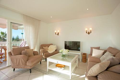 Villa Costa Del Sol - image 2