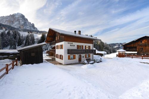 Apartments Villa Rosa - Selva di Val Gardena