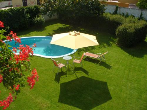 Swimming pool, Fontana in Prague 15