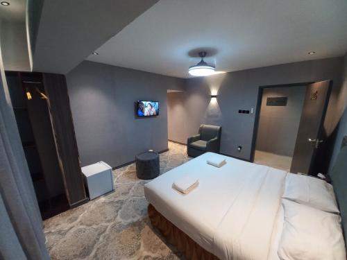 수르 호텔 (Sur Hotel) in 수르