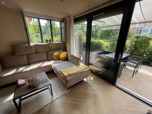 Luxe appartement bij Zuidas met tuin en buitendouche, Amsterdam (zdjęcie 3)