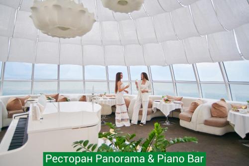 Restaurante, NEMO Hotel Resort and Spa in Odessa