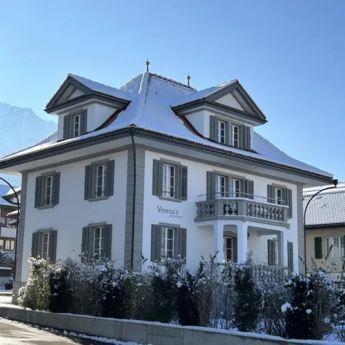 Verena's Boutique Villa am See in Sachseln, Schweiz