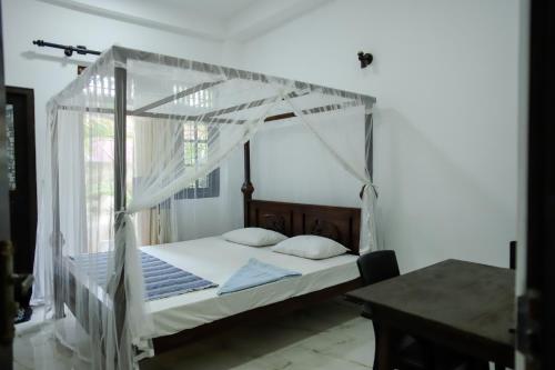 1 queen bed