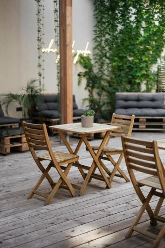 One-Bedroom Apartment accessible image 8