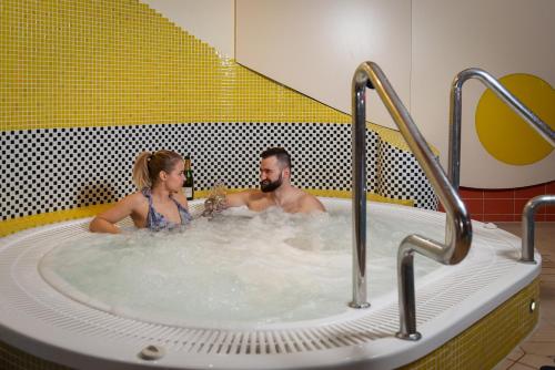 Dom Wczasowy Zew Morza - Basen, Spa, Wyżywienie w Cenie – Jastrzebia Gora, NY