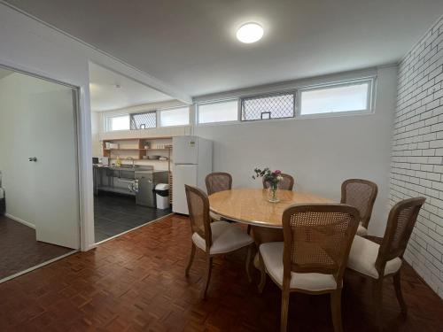 Browns Broadbeach in Broadbeach