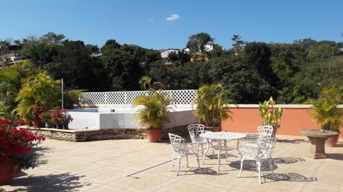Зручності, Hotel Acropolis Maya in Руїни Копан