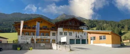 Landgasthof Schuster in Nesselwängle, Österreich