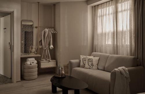 Superior Inner Twin or Double Room image 8