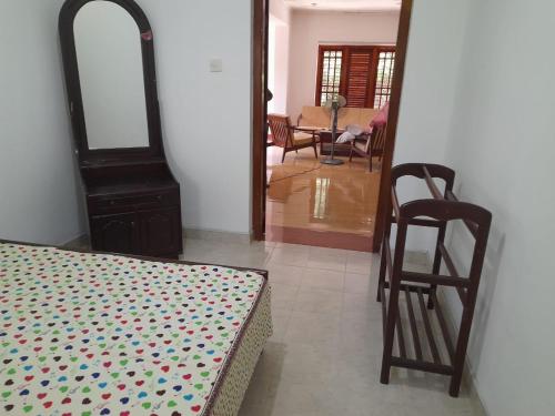1 queen bed