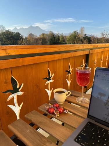 Cosy mountain home by the pond in فيلكا لومنيكا