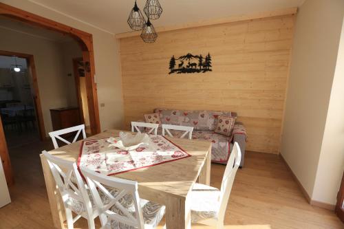 Iekārtas, Casa Valentina in Colere