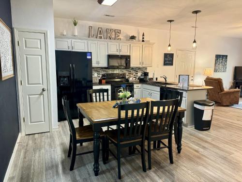 Condo A-5 on Table Rock Lake in Hollister, USA