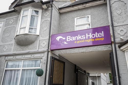 Banks Hotel