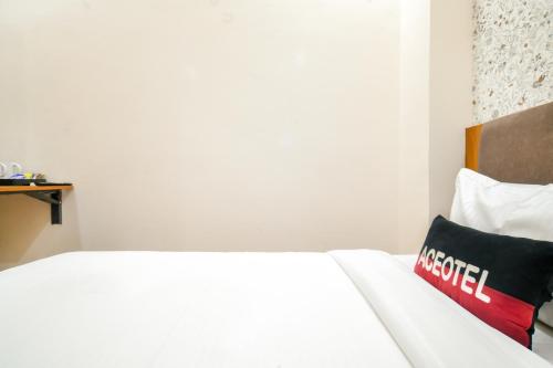 2 twin beds