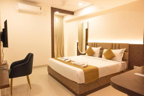 room detail thumbnail 1
