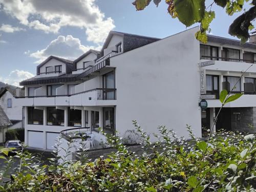 . Logis Hôtel L'Elancèze