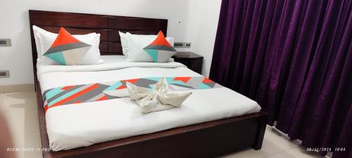 Kapsstone SERVICED APARTMENT- ROOMS near Ashok pillar - Alwarpet