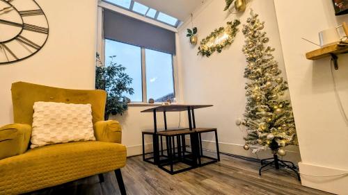 The road to Wigan Pier in Winstanley