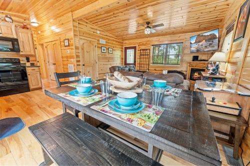 Foxs Den in Pigeon Forge, USA