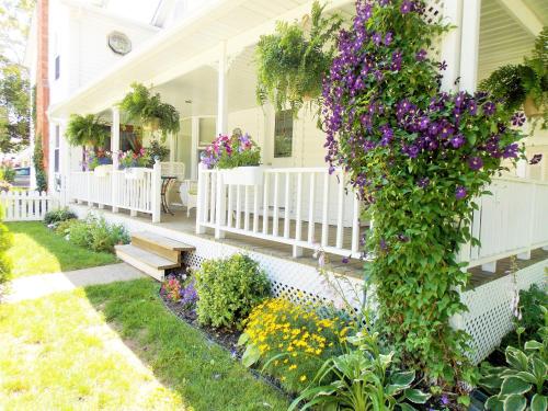 Finlay House Bed and Breakfast Niagara - on - the - Lake - 정원