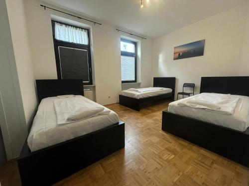 Three-Bedroom Apartment image 5