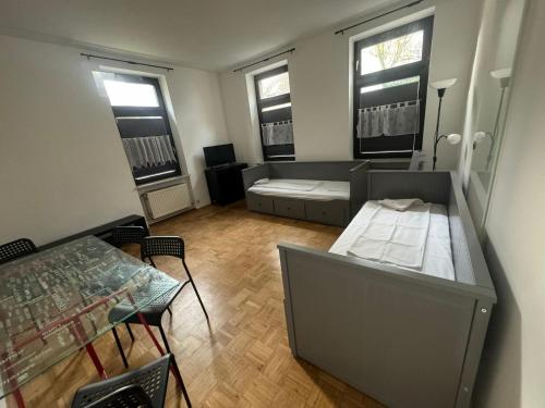 Three-Bedroom Apartment image 4