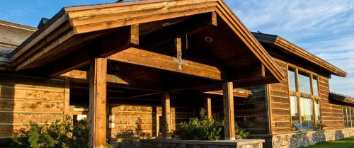 TroutHunter Lodge - image 14