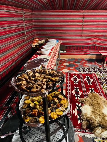 Mâncare şi băutură, Emad wadi rum camp in Wadi Rum