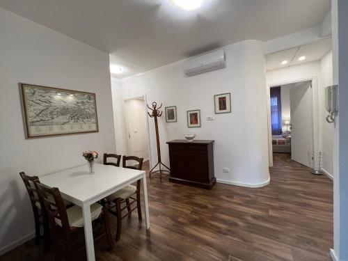 Pure Living by Tinti, Florencja