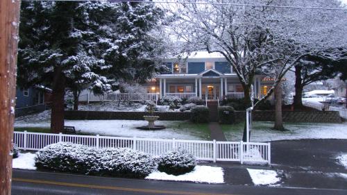 Terraluna Inn - Grants Pass