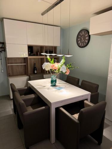 المرافق, Vakantiewoning dichtbij zee in بريديني