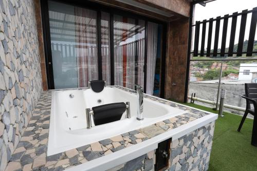 Hotel D'Lyon in Santa Rosa De Cabal