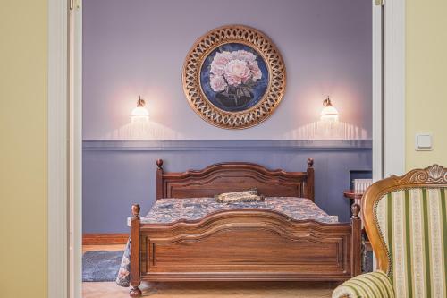 Revalia Freedom Square One Bedroom Apartment