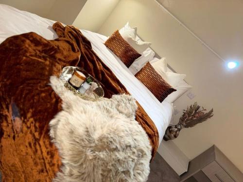 Citrine Suite - The Headrow, Leeds Citrine Suite - The Headrow, Leeds