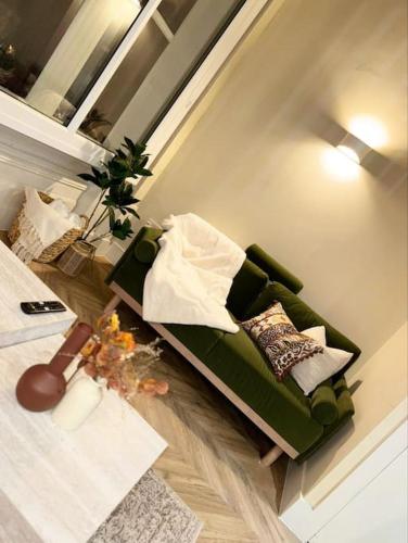 Citrine Suite - The Headrow, Leeds Citrine Suite - The Headrow, Leeds