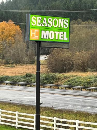 Seasons Motel - image 2