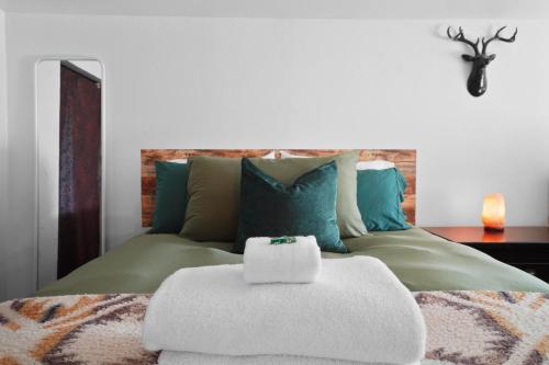 Whimsical Berkeley Bungalow in Berkeley