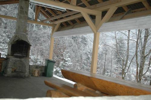 設施, Șoaptele pădurii & Căsuța din pădure (Soaptele padurii & Casuta din padure) in 蘇切維察