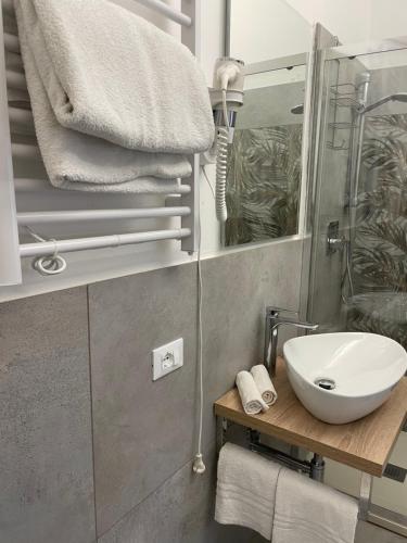 Cavour16 rent bedrooms, Janov (fotografie 4)