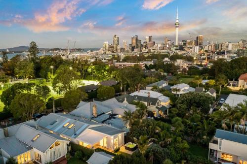 Luxury Central Villa with Spa Pool Prime Location, Auckland (Foto 4)