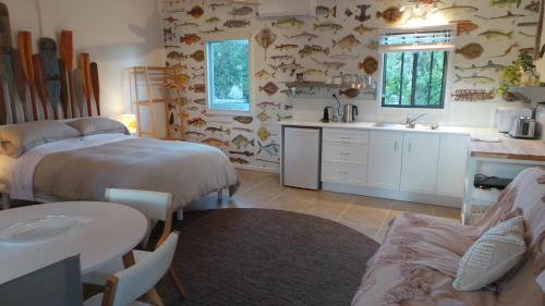 . MrandMrs Fish Cabins