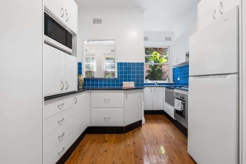 Art-Deco Gem in Midlothian Opposite Beach in Bellevue Hill