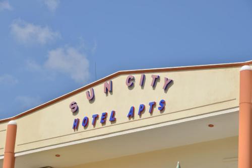 Sun City - main image
