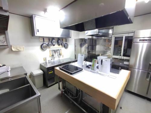 Kitchen, Hakuba Norikura Wakaguri Guesthouse in Hakuba